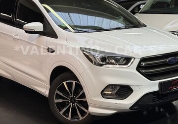 Ford Kuga 68.640 km 15.999 &euro; Radevormwald 42477