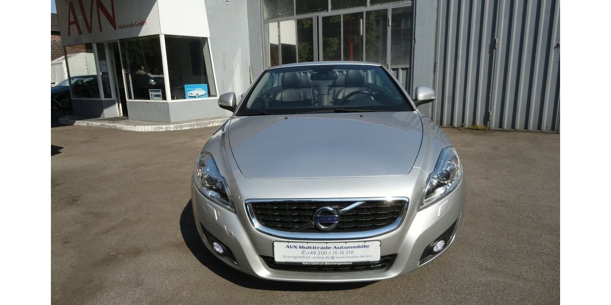 Volvo C70 2,0 D/130 KW 1.Hand Leder+Xenon+Klima Top 151.550 km 12.490 &euro; Neuss 41462