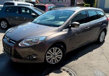 Ford Focus 92.730 km 7.950 &euro; Solingen 42659