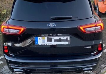 Ford Kuga 22.000 km 38.600 &euro; Köln 50739