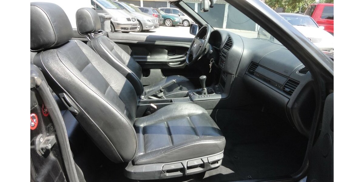 BMW 318i Exclusiv Edition Klimatr.Leder SHZ PDC 220.000 km 5.900 &euro; Neuss 41462