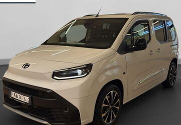 Toyota Proace City (Verso) 12.250 km 28.450 &euro; Leverkusen 51381
