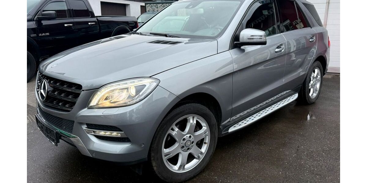 Mercedes-Benz ML 350 125.000 km 25.900 &euro; Solingen 42659