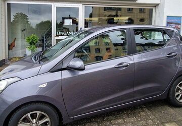 Hyundai i10 96.849 km 6.544 &euro; Solingen 42651