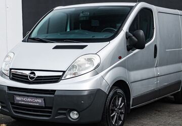 Opel Vivaro 288.000 km 5.999 &euro; Solingen 42655