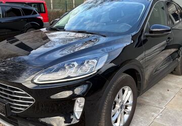 Ford Kuga 59.000 km 25.590 &euro; Köln 51061