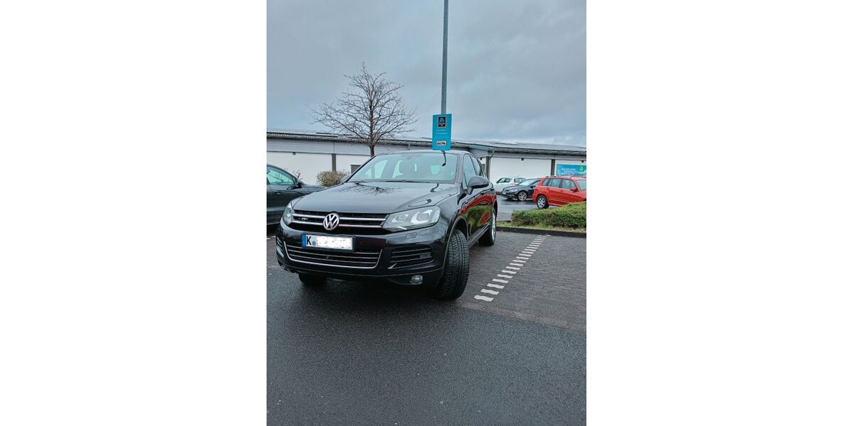 VW Touareg 298.556 km 13.000 &euro; Köln 50968