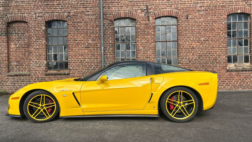 Corvette Z06 113.000 km 59.900 &euro; Solingen 42651