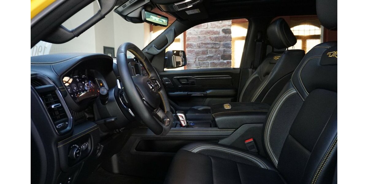 Dodge RAM 1500 TRX 6.2L V8 SMARTCUP Leder Pano HuD H&K 41.719 km 119.900 &euro; Wuppertal 42327