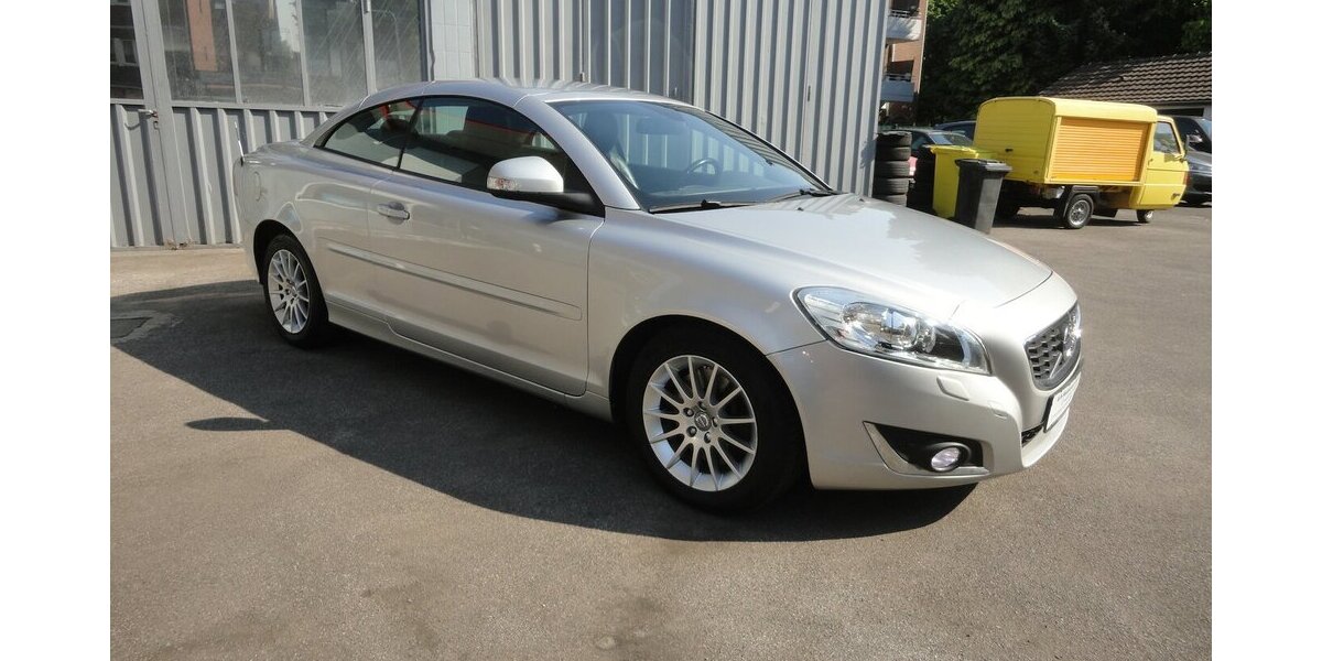 Volvo C70 2,0 D/130 KW 1.Hand Leder+Xenon+Klima Top 151.550 km 12.490 &euro; Neuss 41462