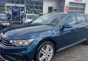 VW Passat 82.137 km 19.499 &euro; Wipperfürth 51688