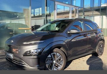 Hyundai KONA 32.983 km 26.700 &euro; Bergisch Gladbach 51429