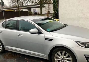 Kia Optima 79.500 km 13.490 &euro; Köln 50859