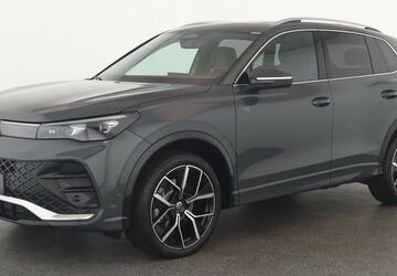 VW Tiguan 15.300 km 46.184 &euro; Neuss 41464