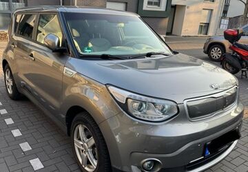 Kia Soul 31.000 km 10.900 &euro; Solingen 42697