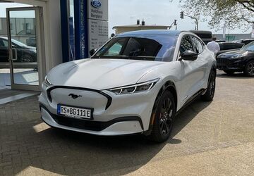 Ford Mustang Mach-E 11.900 km 44.950 &euro; Remscheid 42855