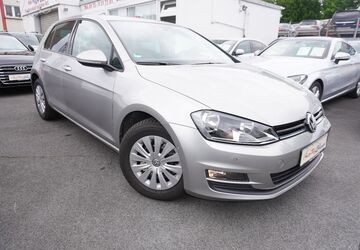 VW Golf 4.900 km 13.990 &euro; Wuppertal 42109