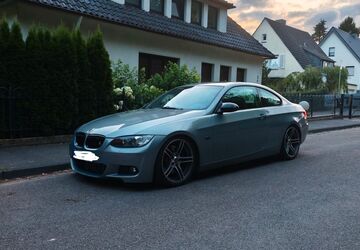 BMW 330 300.000 km 12.800 &euro; Solingen 42719