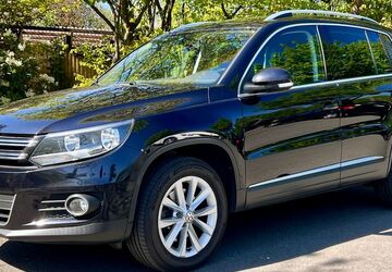VW Tiguan 100.118 km 12.300 &euro; Solingen 42653