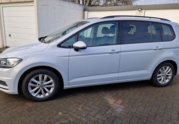 VW Touran 69.500 km 19.999 &euro; Wermelskirchen 42929