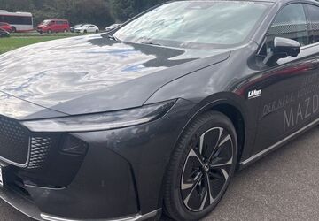 Mazda 6e 2.350 km 37.471 &euro; Neuss 41464