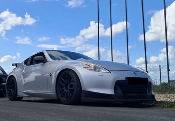 Nissan 370Z 141.000 km 21.500 &euro; Köln 50827