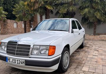 Mercedes-Benz 200 91.008 km 19.900 &euro; Langenfeld 40764