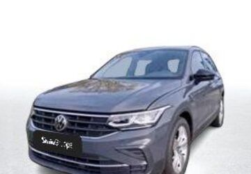 VW Tiguan 61.000 km 24.980 &euro; Bergisch Gladbach 51465