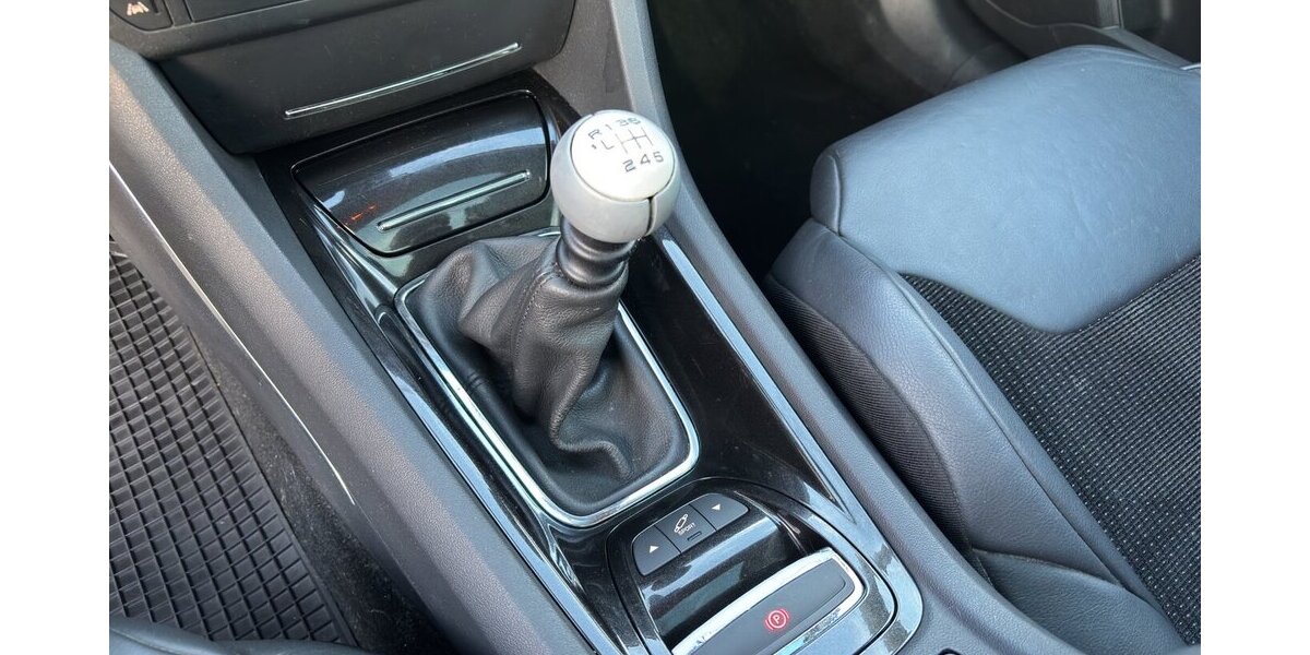 Citroen C5 2,0 HDI 140 Exclusive Leder Xenon Pano 1.Hd 314.065 km 2.600 &euro; Wuppertal 42327