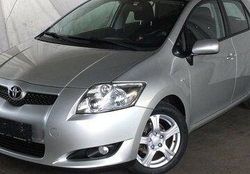 Toyota Auris 1.6i SOL ALLE INSPEKTIONEN GARAGENWAGEN 174.885 km 4.998 &euro; Köln 50858