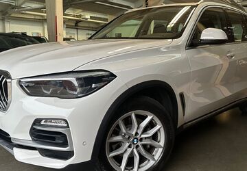 BMW X5 83.700 km 39.880 &euro; Düsseldorf 40549