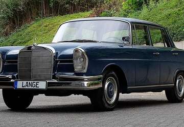 Mercedes-Benz 220 94.530 km 29.980 &euro; Köln 50996