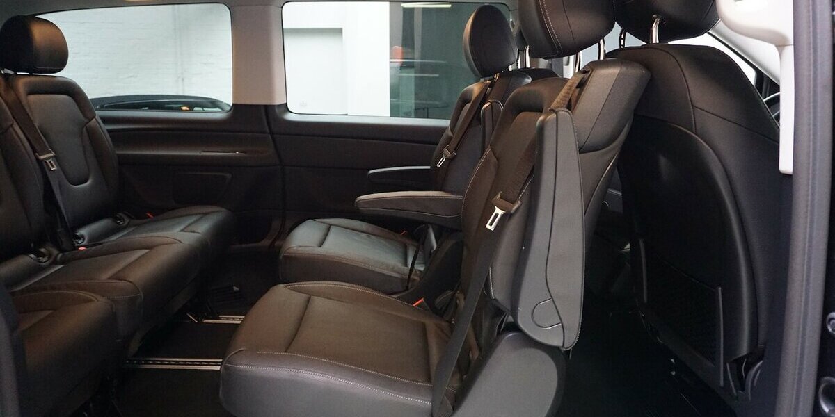 Mercedes-Benz V 300 d Edition lang Leder Mbux AHK Kamera 33.362 km 51.900 &euro; Wuppertal 42327
