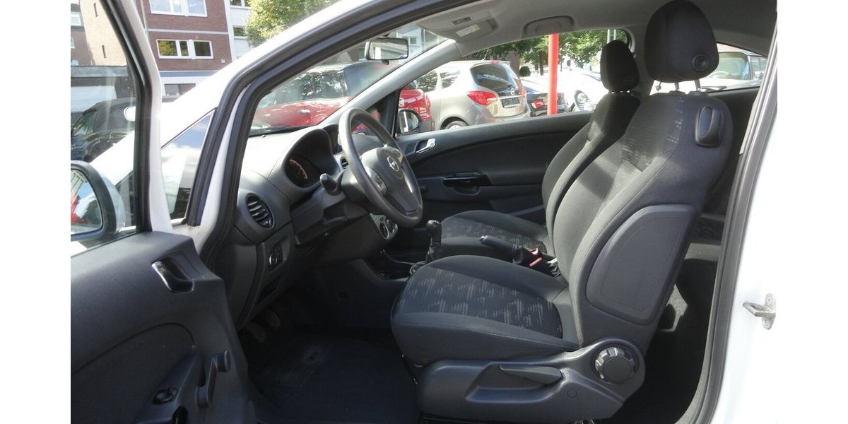 Opel Corsa Selection Klima Kette+TÜV neu S.heft 179.000 km 3.790 &euro; Neuss 41462