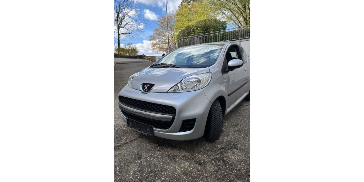 Peugeot 107 74.000 km 3.100 &euro; Erkrath 40699