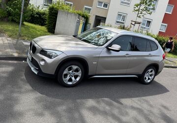 BMW X1 74.000 km 11.499 &euro; Köln 50678