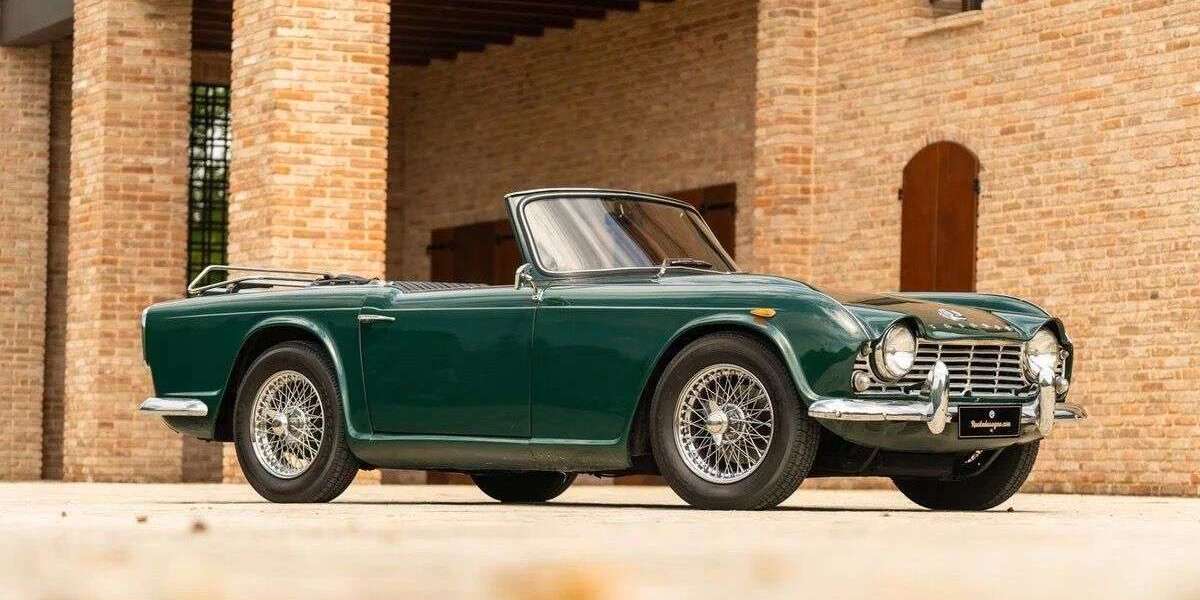 Triumph TR4 79.675 km 27.990 &euro; Düsseldorf Niederkassel 40547