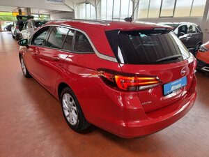 Opel Astra Elegance Navi Keyless Park&Go Klimaautom. Wi 25.902 km 18.960 &euro; HAAN 42781