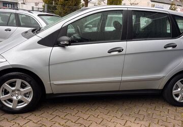 Mercedes-Benz A 150 124.500 km 2.980 &euro; Bergisch Gladbach 51469