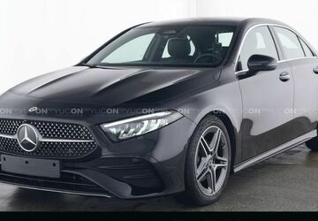 Mercedes-Benz A 180 12.372 km 34.900 &euro; Köln-Deutz 51105