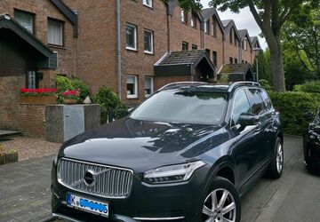 Volvo XC90 175.893 km 22.450 &euro; Köln 51143