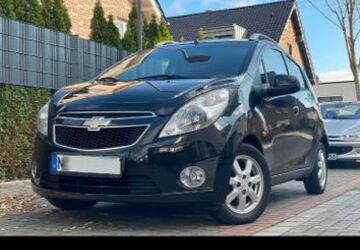 Chevrolet Spark 146.000 km 3.300 &euro; neuss 41468