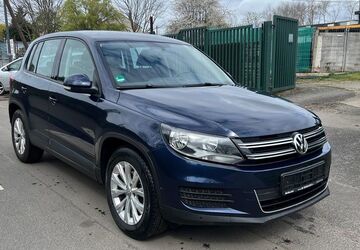 VW Tiguan 100.000 km 9.800 &euro; Köln 50739