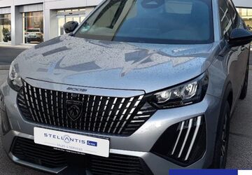 Peugeot 2008 2.500 km 26.380 &euro; Köln 51065