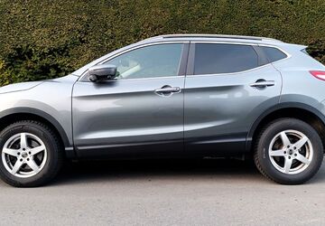 Nissan Qashqai 81.000 km 12.400 &euro; Leverkusen 51381