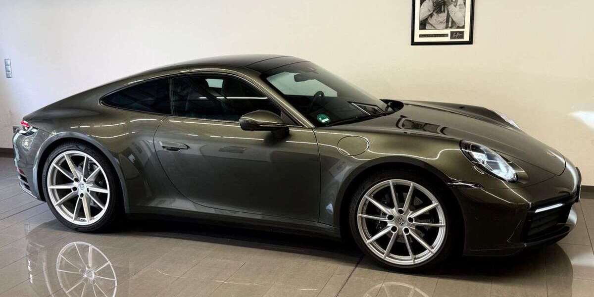 Porsche 992 2.850 km 134.900 &euro; Köln 51149
