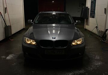 BMW 318 124.000 km 8.999 &euro; Düsseldorf 40591