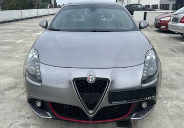 Alfa Romeo Giulietta 108.000 km 14.950 &euro; Neuss 41462