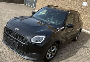 Mini Countryman C (Cooper) 2.500 km 34.690 &euro; Düsseldorf 40223