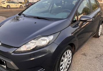 Ford Fiesta 160.600 km 2.900 &euro; Köln 50733